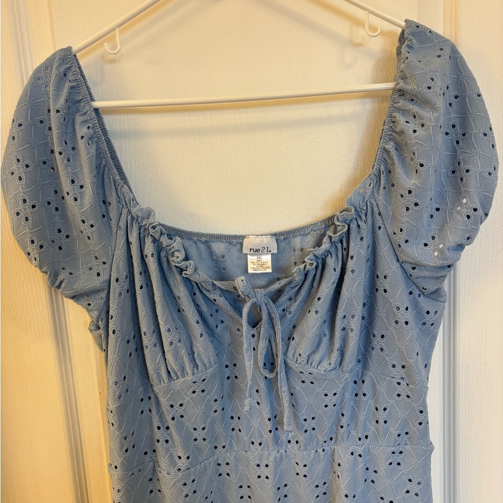 Women’s Rue21 Sky Blue Eyelet Tie Dress Size XXL - Picture 2 of 7